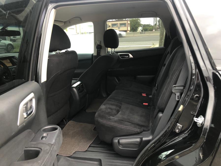 2014 Nissan Pathfinder 4WD 4dr S, available for sale in Lodi, New Jersey | Route 46 Auto Sales Inc. Lodi, New Jersey 2014 Nissan Pathfinder 4WD 4dr S, available for sale in Lodi, New Jersey | Route 46 Auto Sales Inc. Lodi, New Jersey