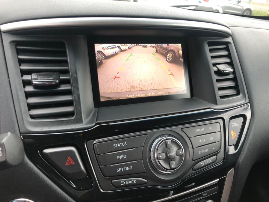 2014 Nissan Pathfinder 4WD 4dr S, available for sale in Lodi, New Jersey | Route 46 Auto Sales Inc. Lodi, New Jersey 2014 Nissan Pathfinder 4WD 4dr S, available for sale in Lodi, New Jersey | Route 46 Auto Sales Inc. Lodi, New Jersey