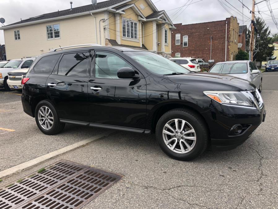 2014 Nissan Pathfinder 4WD 4dr S, available for sale in Lodi, New Jersey | Route 46 Auto Sales Inc. Lodi, New Jersey 2014 Nissan Pathfinder 4WD 4dr S, available for sale in Lodi, New Jersey | Route 46 Auto Sales Inc. Lodi, New Jersey