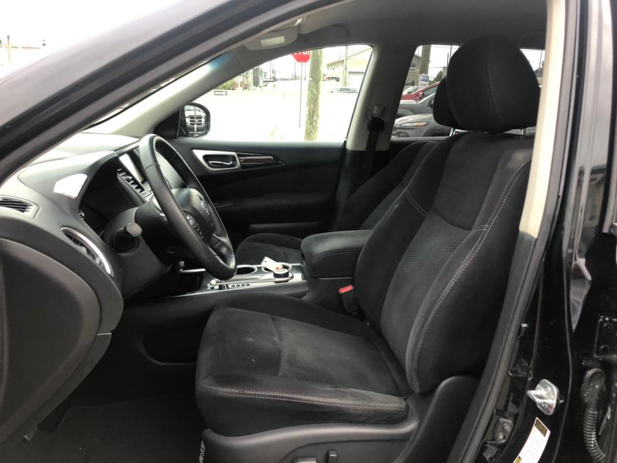2014 Nissan Pathfinder 4WD 4dr S, available for sale in Lodi, New Jersey | Route 46 Auto Sales Inc. Lodi, New Jersey 2014 Nissan Pathfinder 4WD 4dr S, available for sale in Lodi, New Jersey | Route 46 Auto Sales Inc. Lodi, New Jersey