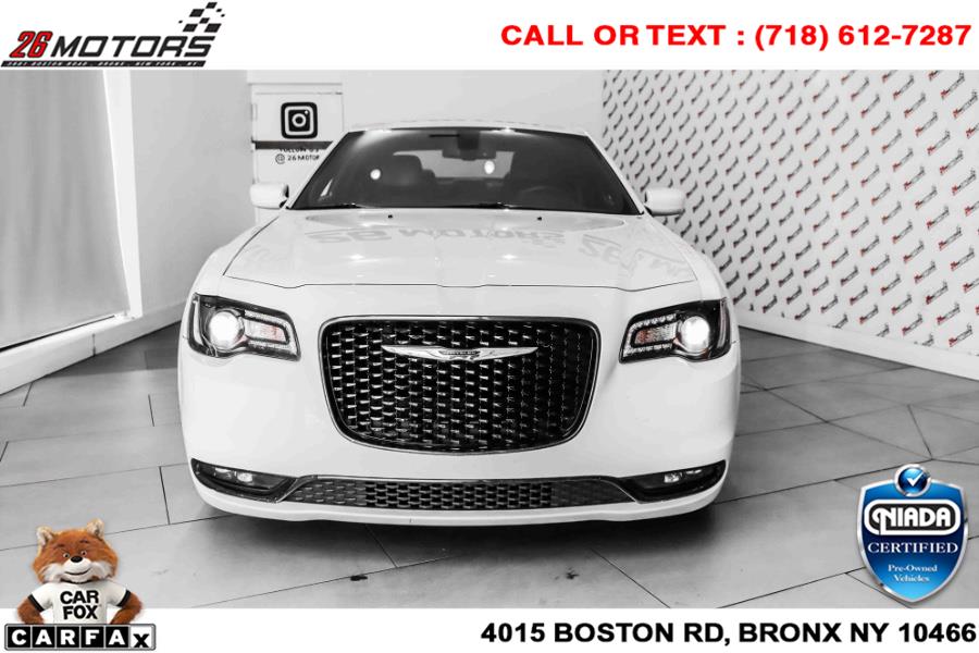 Used Chrysler 300 300S RWD 2019 | 26 Motors Corp. Bronx, New York Used Chrysler 300 300S RWD 2019 | 26 Motors Corp. Bronx, New York