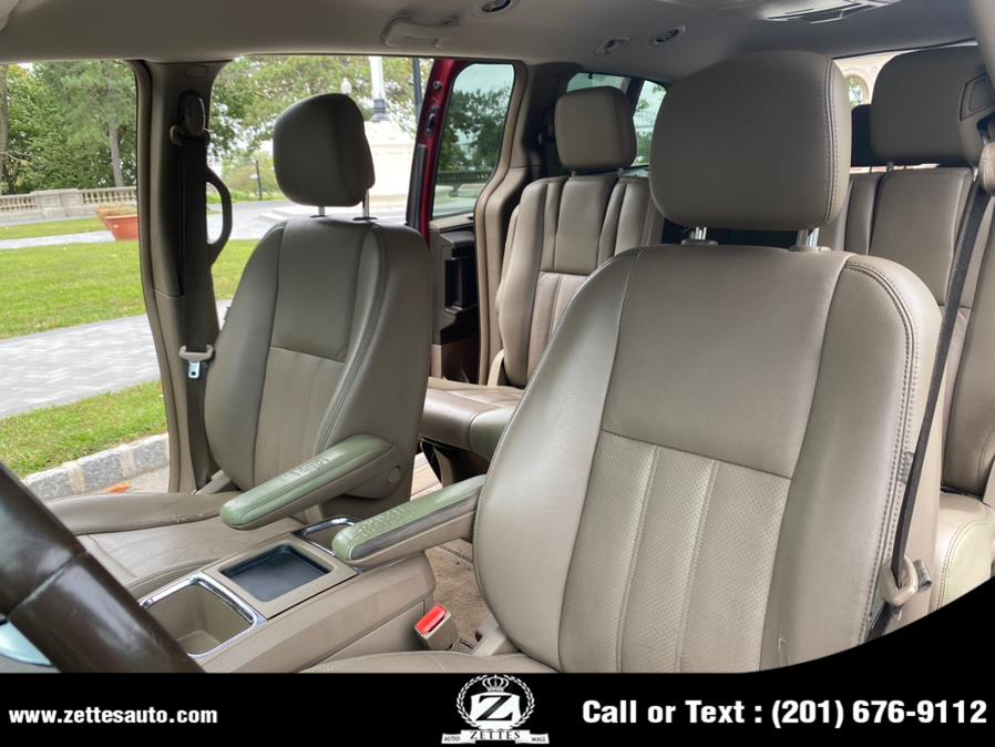 Used Chrysler Town & Country 4dr Wgn Touring-L 2011 | Zettes Auto Mall. Jersey City, New Jersey Used Chrysler Town & Country 4dr Wgn Touring-L 2011 | Zettes Auto Mall. Jersey City, New Jersey