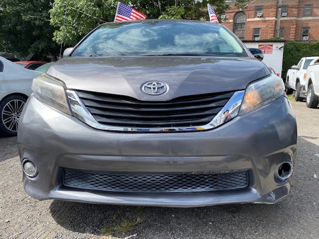 Used Toyota Sienna 5dr 8-Pass Van V6 SE FWD (Natl) 2013 | Wide World Inc. Brooklyn, New York Used Toyota Sienna 5dr 8-Pass Van V6 SE FWD (Natl) 2013 | Wide World Inc. Brooklyn, New York