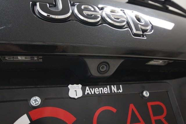 Used Jeep Grand Cherokee SRT8 HEMI 4WD w/ Navi & rearCam 2014 | Car Revolution. Maple Shade, New Jersey Used Jeep Grand Cherokee SRT8 HEMI 4WD w/ Navi & rearCam 2014 | Car Revolution. Maple Shade, New Jersey