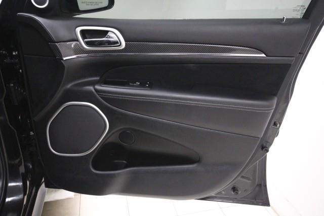 Used Jeep Grand Cherokee SRT8 HEMI 4WD w/ Navi & rearCam 2014 | Car Revolution. Maple Shade, New Jersey Used Jeep Grand Cherokee SRT8 HEMI 4WD w/ Navi & rearCam 2014 | Car Revolution. Maple Shade, New Jersey
