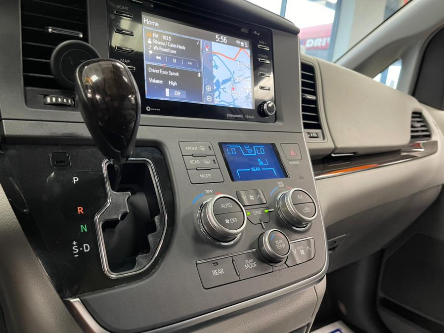 2018 Toyota Sienna XLE FWD 8-Passenger (Natl), available for sale in Inwood, New York | 5 Towns Drive. Inwood, New York 2018 Toyota Sienna XLE FWD 8-Passenger (Natl), available for sale in Inwood, New York | 5 Towns Drive. Inwood, New York