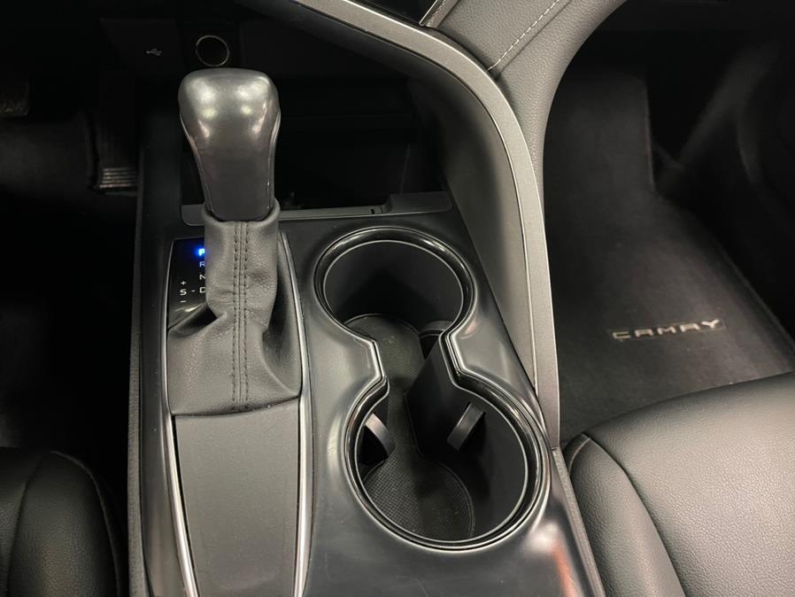 Used Toyota Camry SE Auto (Natl) 2020 | 5 Towns Drive. Inwood, New York Used Toyota Camry SE Auto (Natl) 2020 | 5 Towns Drive. Inwood, New York