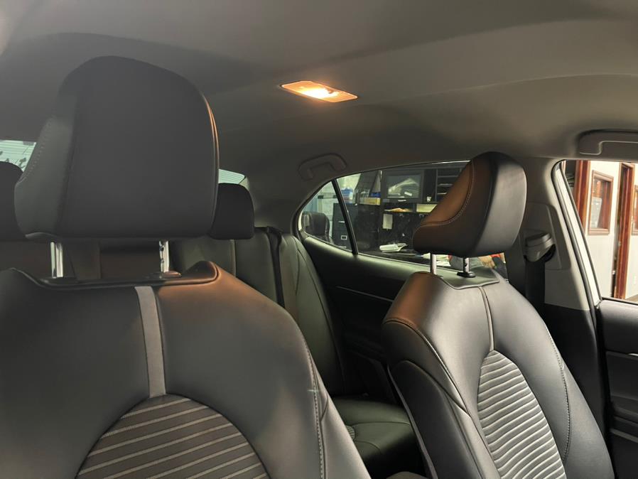 Used Toyota Camry SE Auto (Natl) 2020 | 5 Towns Drive. Inwood, New York Used Toyota Camry SE Auto (Natl) 2020 | 5 Towns Drive. Inwood, New York