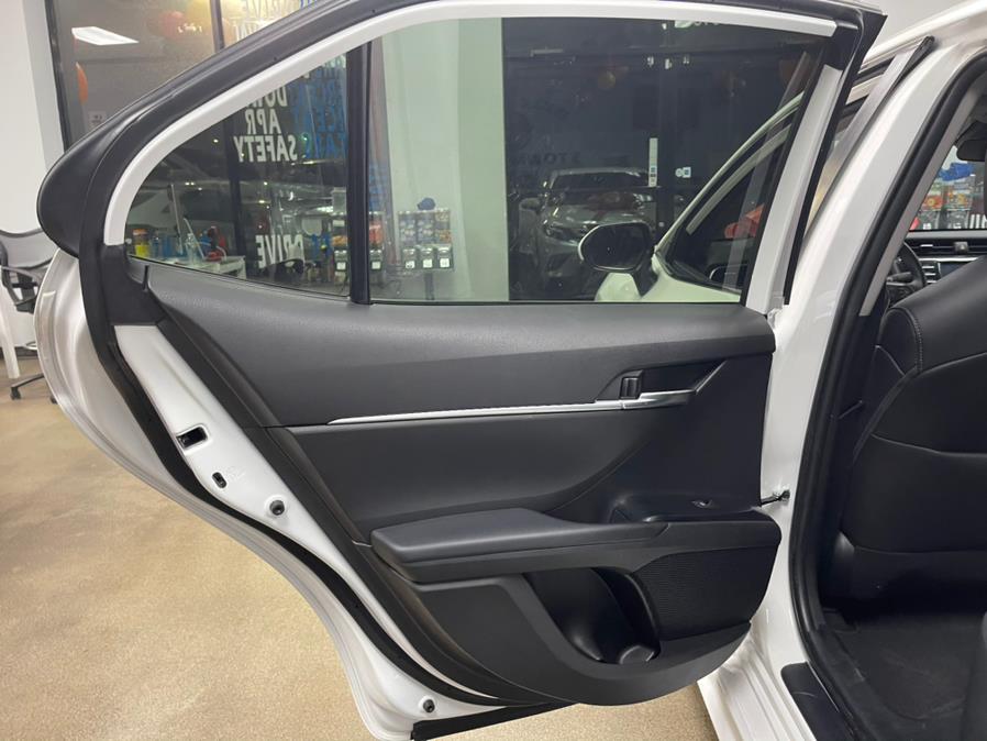 Used Toyota Camry SE Auto (Natl) 2020 | 5 Towns Drive. Inwood, New York Used Toyota Camry SE Auto (Natl) 2020 | 5 Towns Drive. Inwood, New York