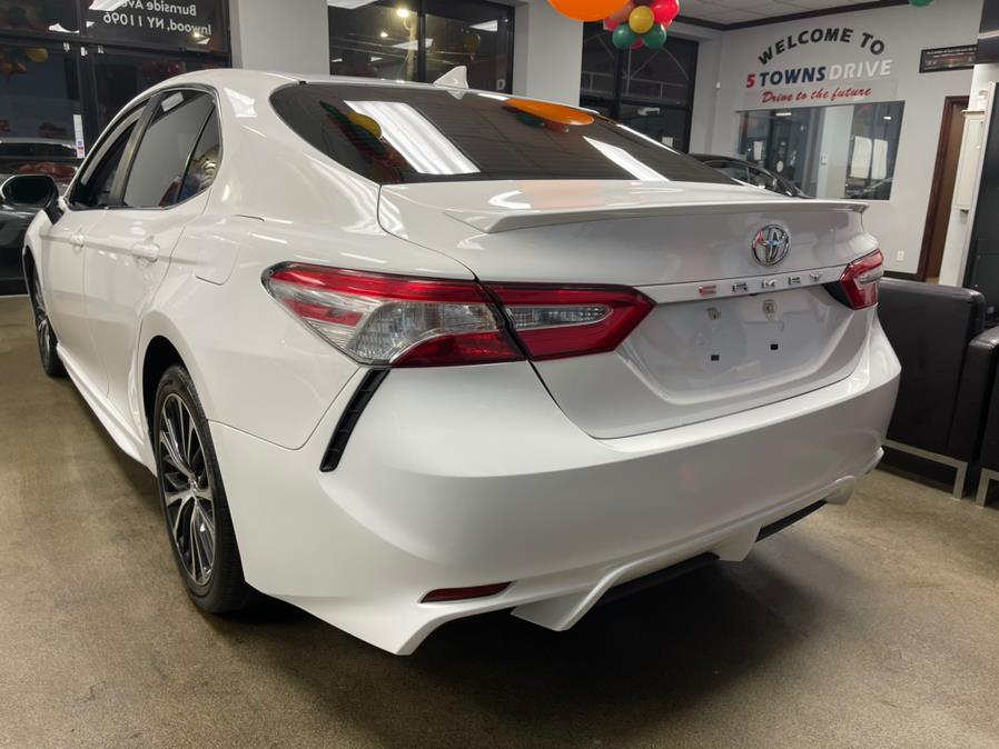 Used Toyota Camry SE Auto (Natl) 2020 | 5 Towns Drive. Inwood, New York Used Toyota Camry SE Auto (Natl) 2020 | 5 Towns Drive. Inwood, New York