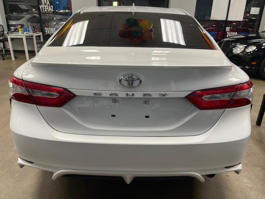 Used Toyota Camry SE Auto (Natl) 2020 | 5 Towns Drive. Inwood, New York Used Toyota Camry SE Auto (Natl) 2020 | 5 Towns Drive. Inwood, New York
