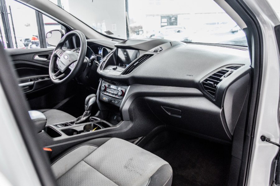 Used Ford Escape SE FWD 2019 | 26 Motors Long Island. ELMONT, New York Used Ford Escape SE FWD 2019 | 26 Motors Long Island. ELMONT, New York