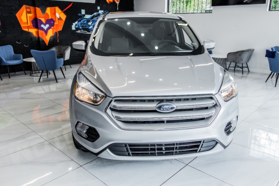 Used Ford Escape SE FWD 2019 | 26 Motors Long Island. ELMONT, New York Used Ford Escape SE FWD 2019 | 26 Motors Long Island. ELMONT, New York