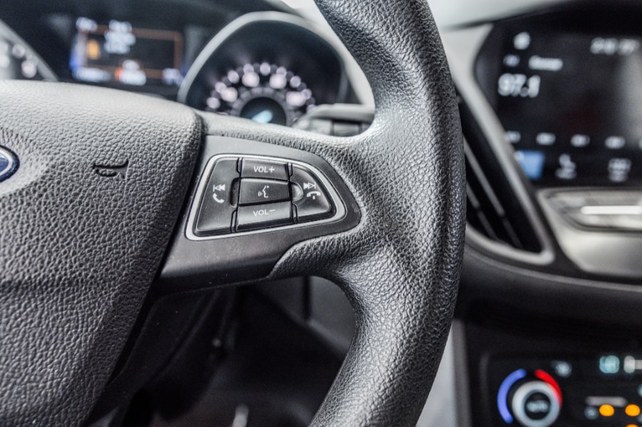 Used Ford Escape SE FWD 2019 | 26 Motors Long Island. ELMONT, New York Used Ford Escape SE FWD 2019 | 26 Motors Long Island. ELMONT, New York