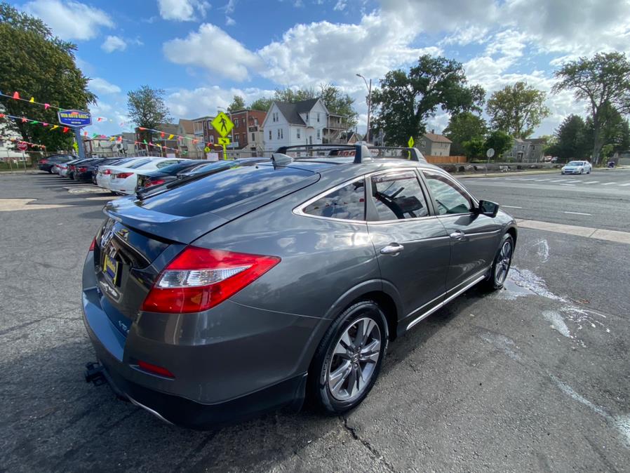 Used Honda Crosstour 4WD V6 5dr EX-L w/Navi 2013 | VEB Auto Sales. Hartford, Connecticut Used Honda Crosstour 4WD V6 5dr EX-L w/Navi 2013 | VEB Auto Sales. Hartford, Connecticut
