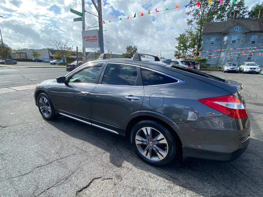 Used Honda Crosstour 4WD V6 5dr EX-L w/Navi 2013 | VEB Auto Sales. Hartford, Connecticut Used Honda Crosstour 4WD V6 5dr EX-L w/Navi 2013 | VEB Auto Sales. Hartford, Connecticut
