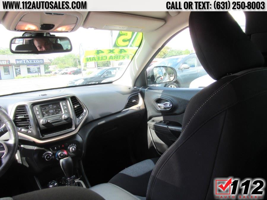 2015 Jeep Cherokee 4WD 4dr Sport, available for sale in Patchogue, New York | 112 Auto Sales. Patchogue, New York 2015 Jeep Cherokee 4WD 4dr Sport, available for sale in Patchogue, New York | 112 Auto Sales. Patchogue, New York