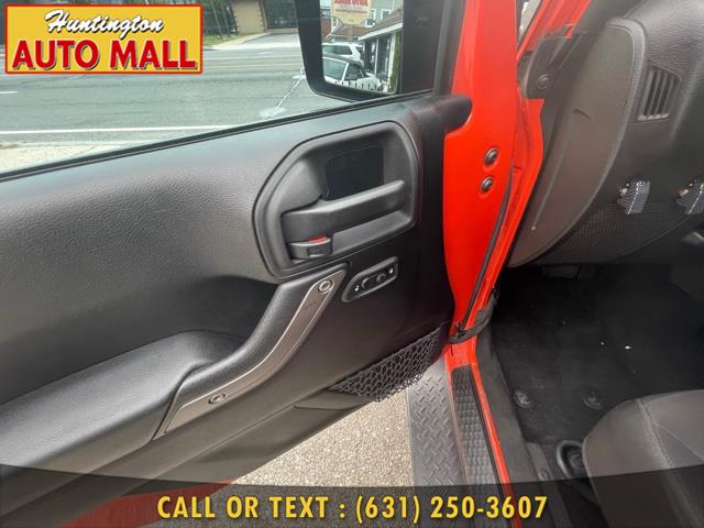 Used Jeep Wrangler Unlimited 4WD 4dr Sport 2015 | Huntington Auto Mall. Huntington Station, New York Used Jeep Wrangler Unlimited 4WD 4dr Sport 2015 | Huntington Auto Mall. Huntington Station, New York