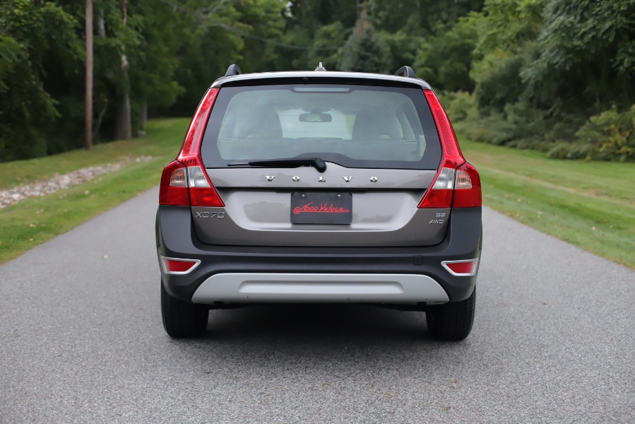 2010 Volvo XC70 Base, available for sale in North Salem, New York | Meccanic Shop North Inc. North Salem, New York 2010 Volvo XC70 Base, available for sale in North Salem, New York | Meccanic Shop North Inc. North Salem, New York