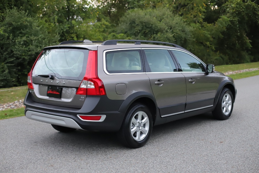2010 Volvo XC70 Base, available for sale in North Salem, New York | Meccanic Shop North Inc. North Salem, New York 2010 Volvo XC70 Base, available for sale in North Salem, New York | Meccanic Shop North Inc. North Salem, New York