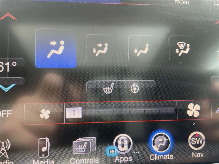 Used Jeep Cherokee 4WD 4dr Latitude 2014 | Wiz Leasing Inc. Stratford, Connecticut Used Jeep Cherokee 4WD 4dr Latitude 2014 | Wiz Leasing Inc. Stratford, Connecticut