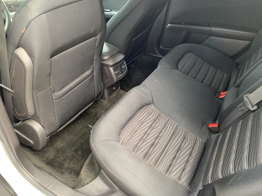 2016 Ford Fusion 4dr Sdn SE FWD, available for sale in Milford, Connecticut | Dealertown Auto Wholesalers. Milford, Connecticut 2016 Ford Fusion 4dr Sdn SE FWD, available for sale in Milford, Connecticut | Dealertown Auto Wholesalers. Milford, Connecticut