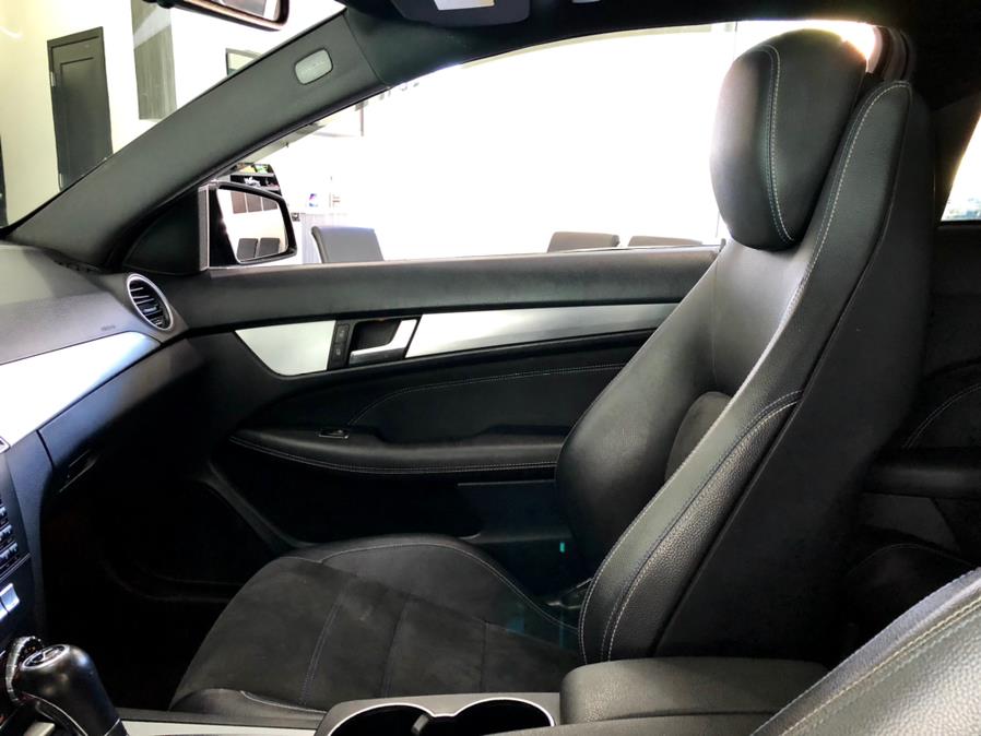Used Mercedes-Benz C-Class 2dr Cpe C 350 4MATIC 2015 | Luxury Motor Club. Franklin Square, New York Used Mercedes-Benz C-Class 2dr Cpe C 350 4MATIC 2015 | Luxury Motor Club. Franklin Square, New York