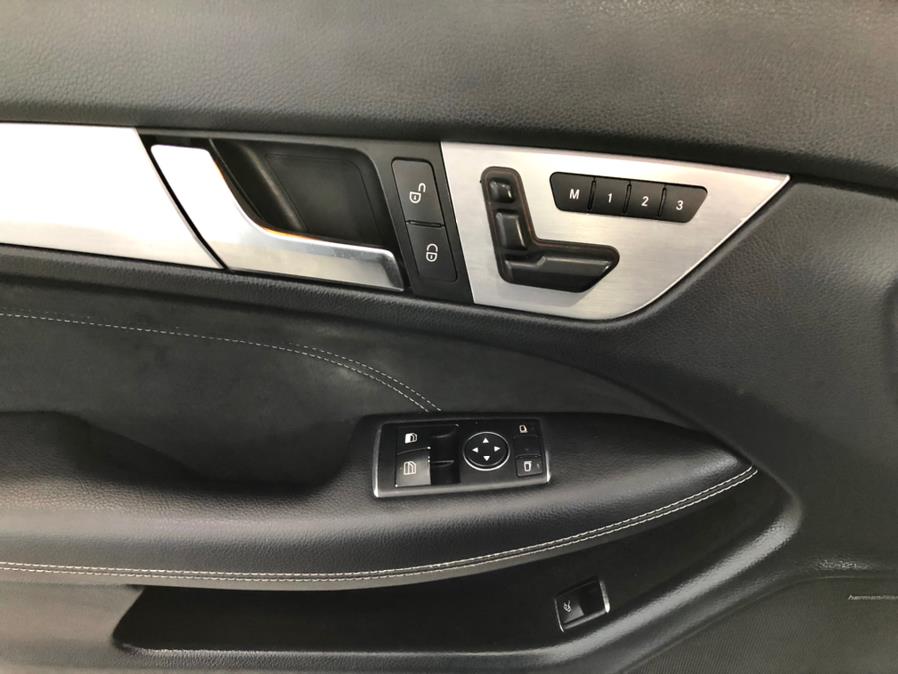 Used Mercedes-Benz C-Class 2dr Cpe C 350 4MATIC 2015 | Luxury Motor Club. Franklin Square, New York Used Mercedes-Benz C-Class 2dr Cpe C 350 4MATIC 2015 | Luxury Motor Club. Franklin Square, New York