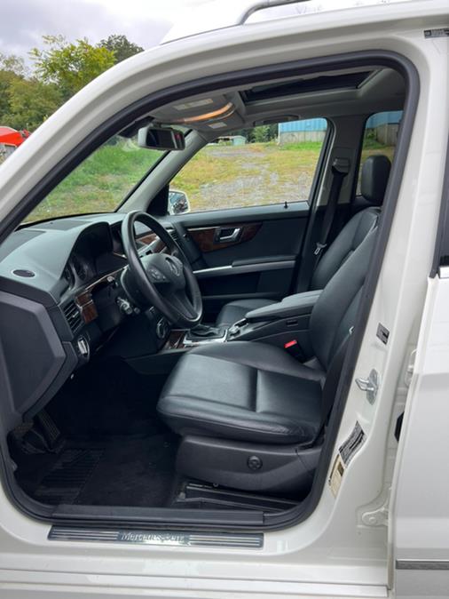 2012 Mercedes-Benz GLK-Class 4MATIC 4dr GLK350, available for sale in Ashland, Massachusetts | New Beginning Auto Service Inc. Ashland, Massachusetts 2012 Mercedes-Benz GLK-Class 4MATIC 4dr GLK350, available for sale in Ashland, Massachusetts | New Beginning Auto Service Inc. Ashland, Massachusetts