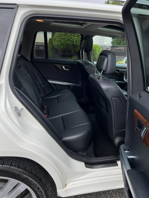 2012 Mercedes-Benz GLK-Class 4MATIC 4dr GLK350, available for sale in Ashland, Massachusetts | New Beginning Auto Service Inc. Ashland, Massachusetts 2012 Mercedes-Benz GLK-Class 4MATIC 4dr GLK350, available for sale in Ashland, Massachusetts | New Beginning Auto Service Inc. Ashland, Massachusetts