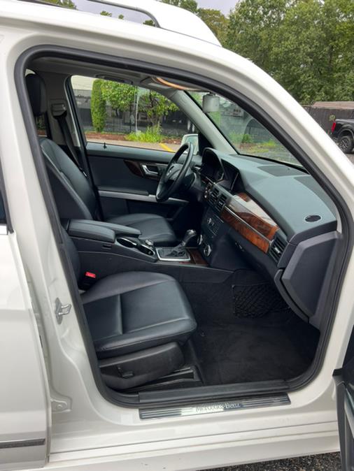 2012 Mercedes-Benz GLK-Class 4MATIC 4dr GLK350, available for sale in Ashland, Massachusetts | New Beginning Auto Service Inc. Ashland, Massachusetts 2012 Mercedes-Benz GLK-Class 4MATIC 4dr GLK350, available for sale in Ashland, Massachusetts | New Beginning Auto Service Inc. Ashland, Massachusetts