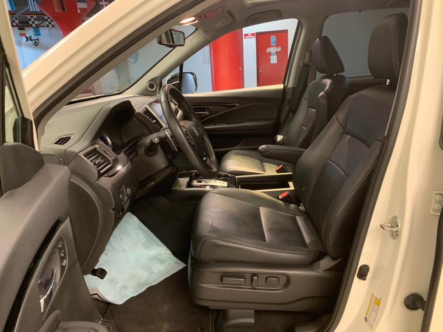 Used Honda Pilot Touring AWD 2018 | European Auto Expo. Lodi, New Jersey Used Honda Pilot Touring AWD 2018 | European Auto Expo. Lodi, New Jersey