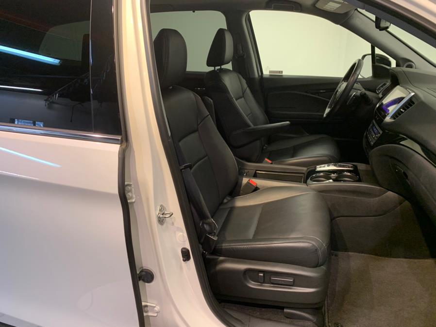 Used Honda Pilot Touring AWD 2018 | European Auto Expo. Lodi, New Jersey Used Honda Pilot Touring AWD 2018 | European Auto Expo. Lodi, New Jersey