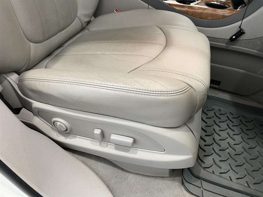 Used Buick Enclave CXL 1 AWD 4dr Crossover w/1XL 2011 | Elite Imports LLC. West Chester, Ohio Used Buick Enclave CXL 1 AWD 4dr Crossover w/1XL 2011 | Elite Imports LLC. West Chester, Ohio