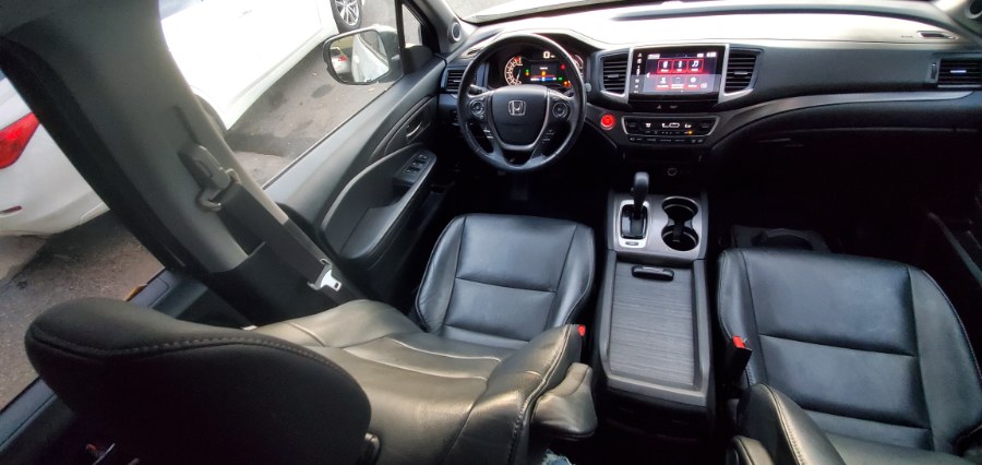 Used Honda Pilot EX-L AWD 2017 | Rubber Bros Auto World. Brooklyn, New York Used Honda Pilot EX-L AWD 2017 | Rubber Bros Auto World. Brooklyn, New York