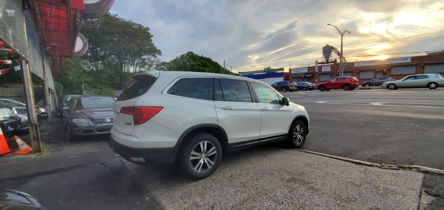 Used Honda Pilot EX-L AWD 2017 | Rubber Bros Auto World. Brooklyn, New York Used Honda Pilot EX-L AWD 2017 | Rubber Bros Auto World. Brooklyn, New York