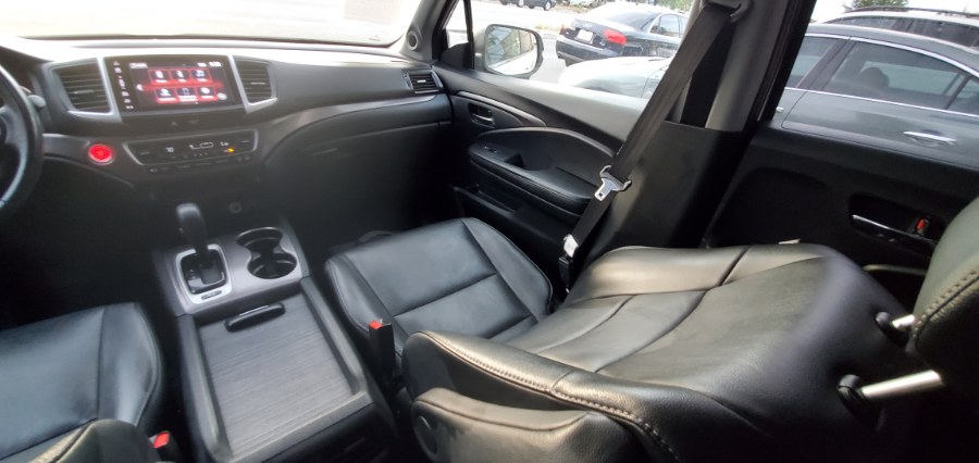 Used Honda Pilot EX-L AWD 2017 | Rubber Bros Auto World. Brooklyn, New York Used Honda Pilot EX-L AWD 2017 | Rubber Bros Auto World. Brooklyn, New York