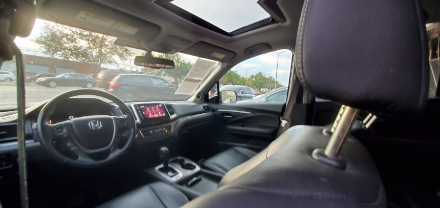 Used Honda Pilot EX-L AWD 2017 | Rubber Bros Auto World. Brooklyn, New York Used Honda Pilot EX-L AWD 2017 | Rubber Bros Auto World. Brooklyn, New York