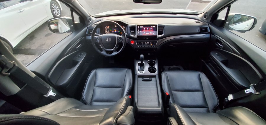 Used Honda Pilot EX-L AWD 2017 | Rubber Bros Auto World. Brooklyn, New York Used Honda Pilot EX-L AWD 2017 | Rubber Bros Auto World. Brooklyn, New York