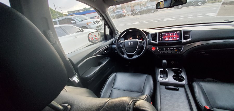 Used Honda Pilot EX-L AWD 2017 | Rubber Bros Auto World. Brooklyn, New York Used Honda Pilot EX-L AWD 2017 | Rubber Bros Auto World. Brooklyn, New York