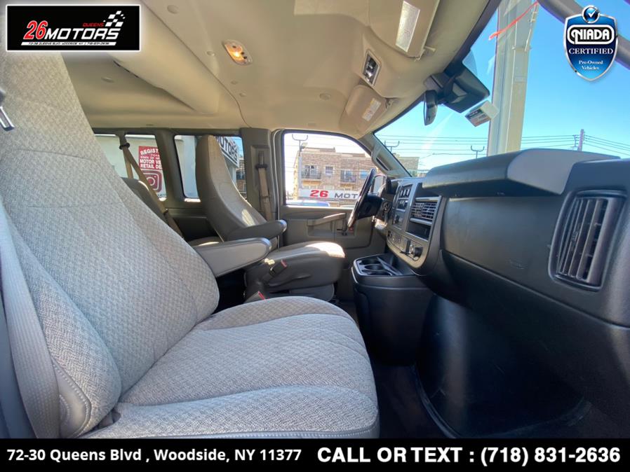 Used Chevrolet Express Passenger RWD 3500 135" LT 2019 | 26 Motors Queens. Woodside, New York Used Chevrolet Express Passenger RWD 3500 135" LT 2019 | 26 Motors Queens. Woodside, New York
