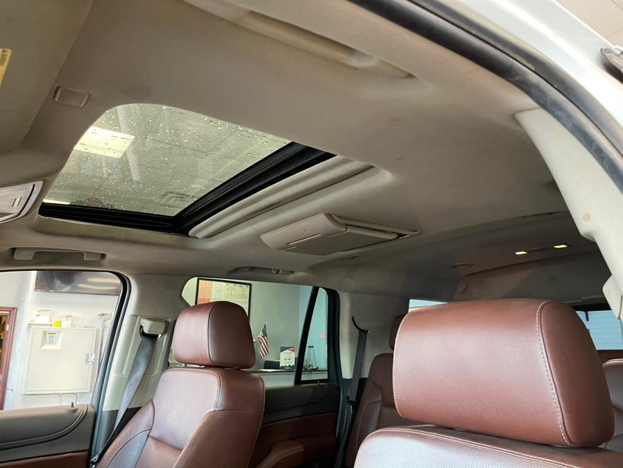 Used Chevrolet Tahoe 4WD 4dr Premier 2017 | 5 Towns Drive. Inwood, New York Used Chevrolet Tahoe 4WD 4dr Premier 2017 | 5 Towns Drive. Inwood, New York
