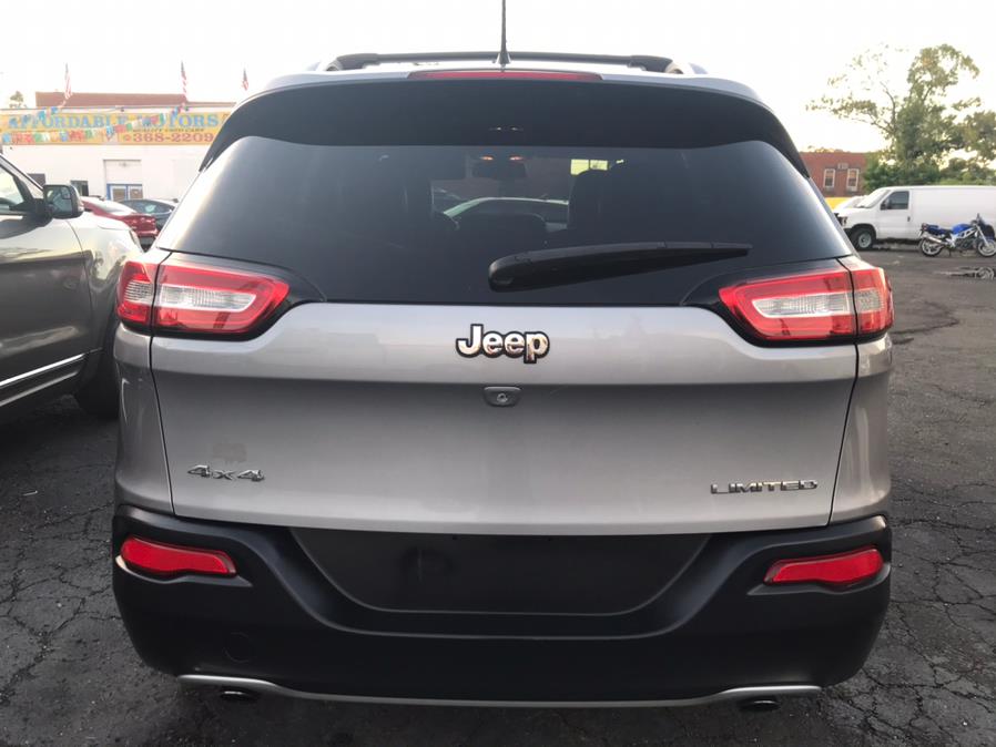 Used Jeep Cherokee 4WD 4dr Limited 2014 | Affordable Motors Inc. Bridgeport, Connecticut Used Jeep Cherokee 4WD 4dr Limited 2014 | Affordable Motors Inc. Bridgeport, Connecticut
