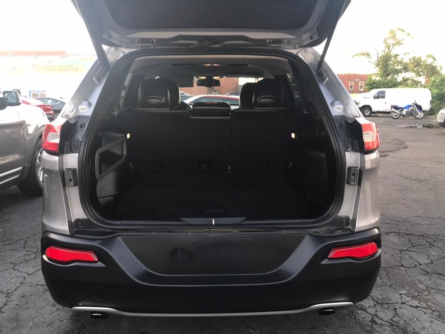 Used Jeep Cherokee 4WD 4dr Limited 2014 | Affordable Motors Inc. Bridgeport, Connecticut Used Jeep Cherokee 4WD 4dr Limited 2014 | Affordable Motors Inc. Bridgeport, Connecticut