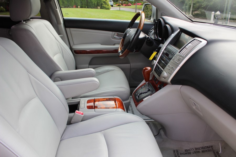 2005 Lexus RX 330 4dr SUV AWD, available for sale in Great Neck, New York | Great Neck Car Buyers & Sellers. Great Neck, New York 2005 Lexus RX 330 4dr SUV AWD, available for sale in Great Neck, New York | Great Neck Car Buyers & Sellers. Great Neck, New York