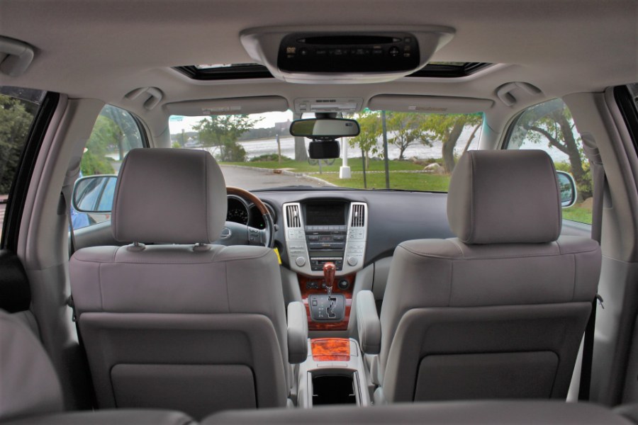 2005 Lexus RX 330 4dr SUV AWD, available for sale in Great Neck, New York | Great Neck Car Buyers & Sellers. Great Neck, New York 2005 Lexus RX 330 4dr SUV AWD, available for sale in Great Neck, New York | Great Neck Car Buyers & Sellers. Great Neck, New York