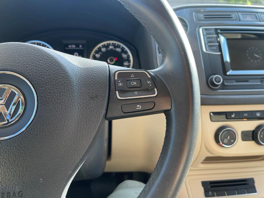 Used Volkswagen Tiguan 2WD 4dr Auto S 2016 | Merrimack Autosport. Merrimack, New Hampshire Used Volkswagen Tiguan 2WD 4dr Auto S 2016 | Merrimack Autosport. Merrimack, New Hampshire