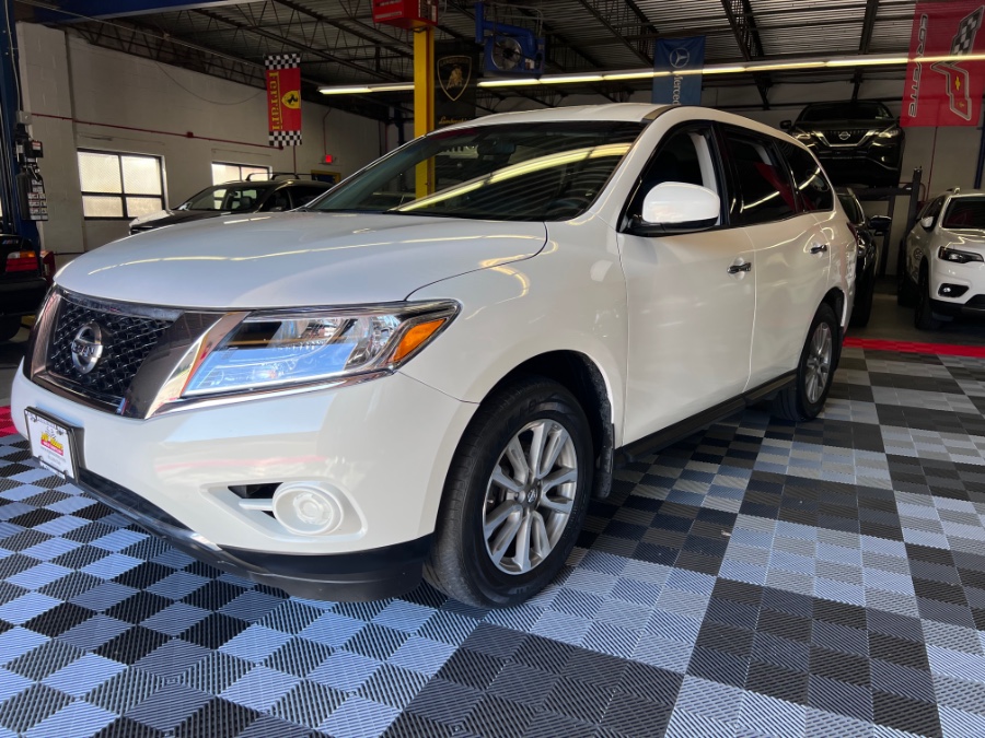 2014 Nissan Pathfinder 4WD 4dr SV, available for sale in West Babylon , New York | MP Motors Inc. West Babylon , New York