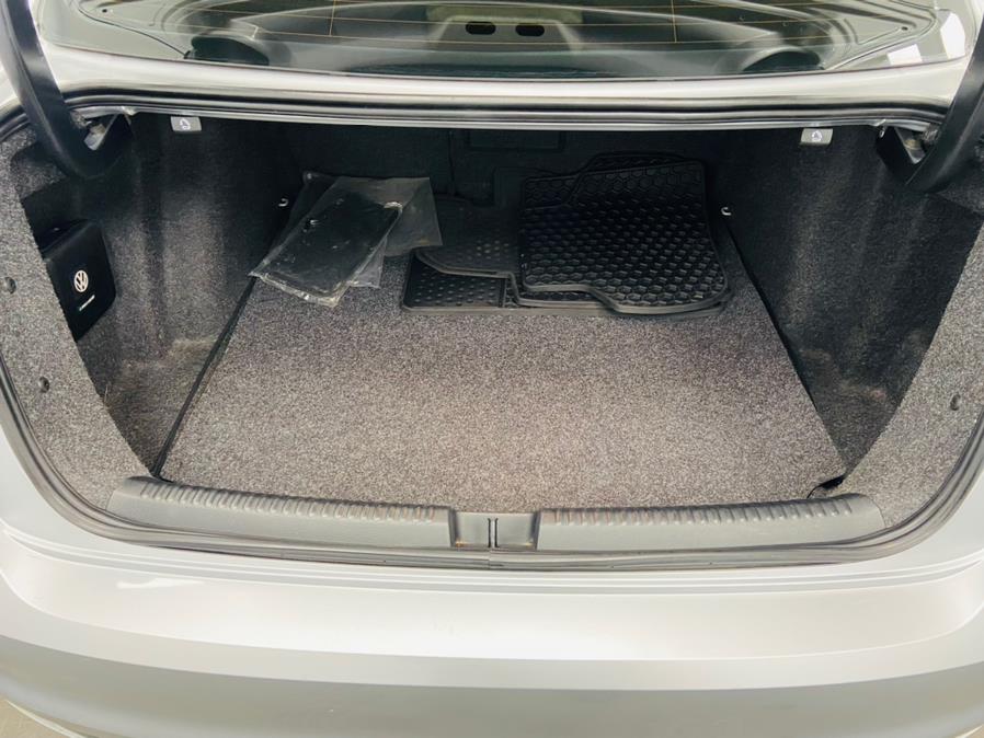 2015 Volkswagen Jetta Sedan 4dr Man 2.0T GLI SE PZEV, available for sale in Linden, New Jersey | East Coast Auto Group. Linden, New Jersey 2015 Volkswagen Jetta Sedan 4dr Man 2.0T GLI SE PZEV, available for sale in Linden, New Jersey | East Coast Auto Group. Linden, New Jersey