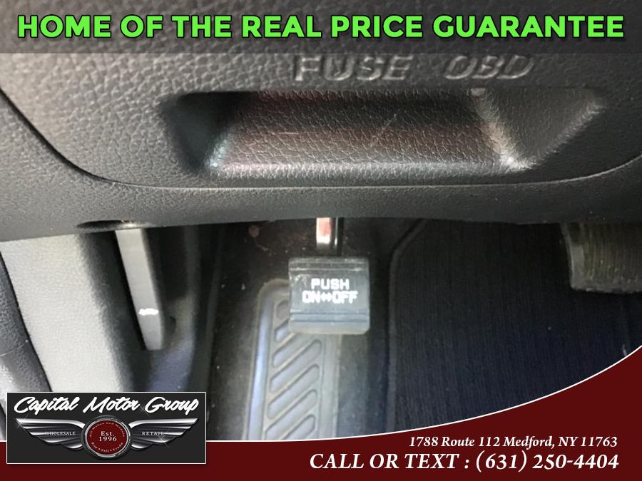 Used Hyundai Santa Fe AWD 4dr Sport 2013 | Capital Motor Group Inc. Medford, New York Used Hyundai Santa Fe AWD 4dr Sport 2013 | Capital Motor Group Inc. Medford, New York